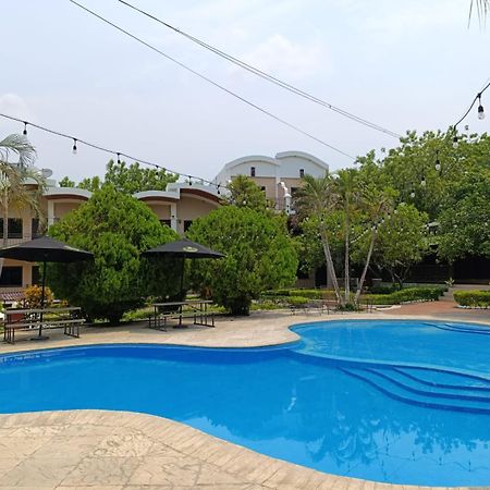 Hotel Hacienda El Pedregal à Estanzuela Extérieur photo