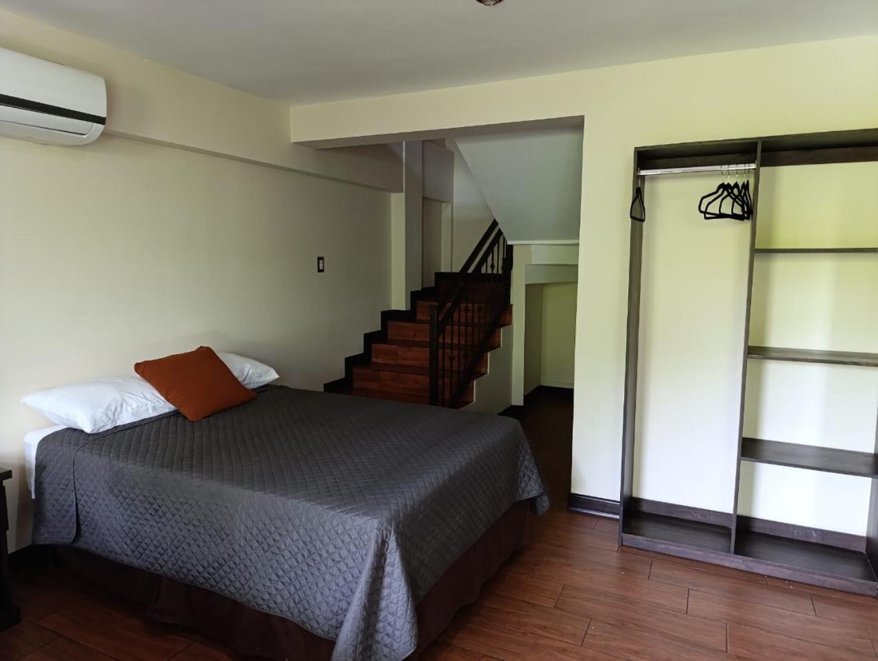 Hotel Hacienda El Pedregal à Estanzuela Extérieur photo